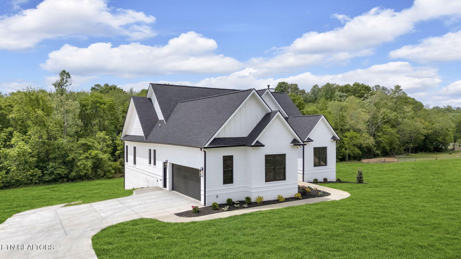 Property Photo:  618 Winding Creek Way  TN 37886 