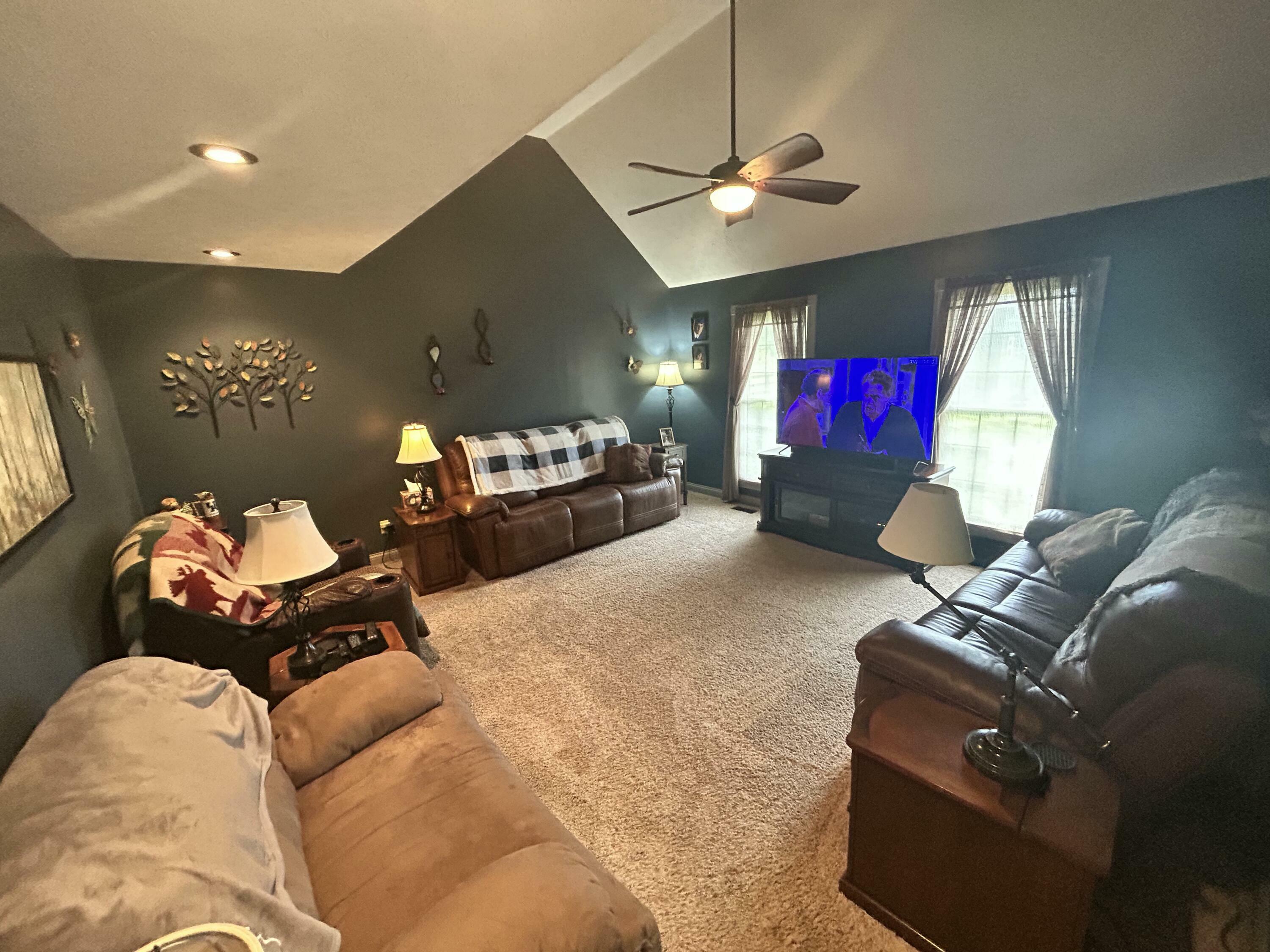 Property Photo: 296 Ferry Road KY 42503