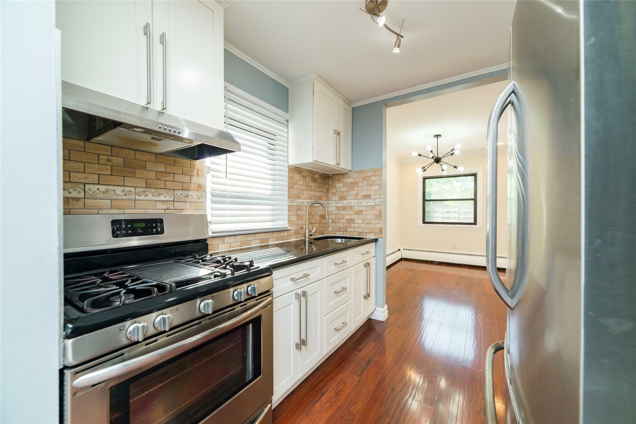 2241 Palmer Avenue 2C  New Rochelle NY 10801 photo