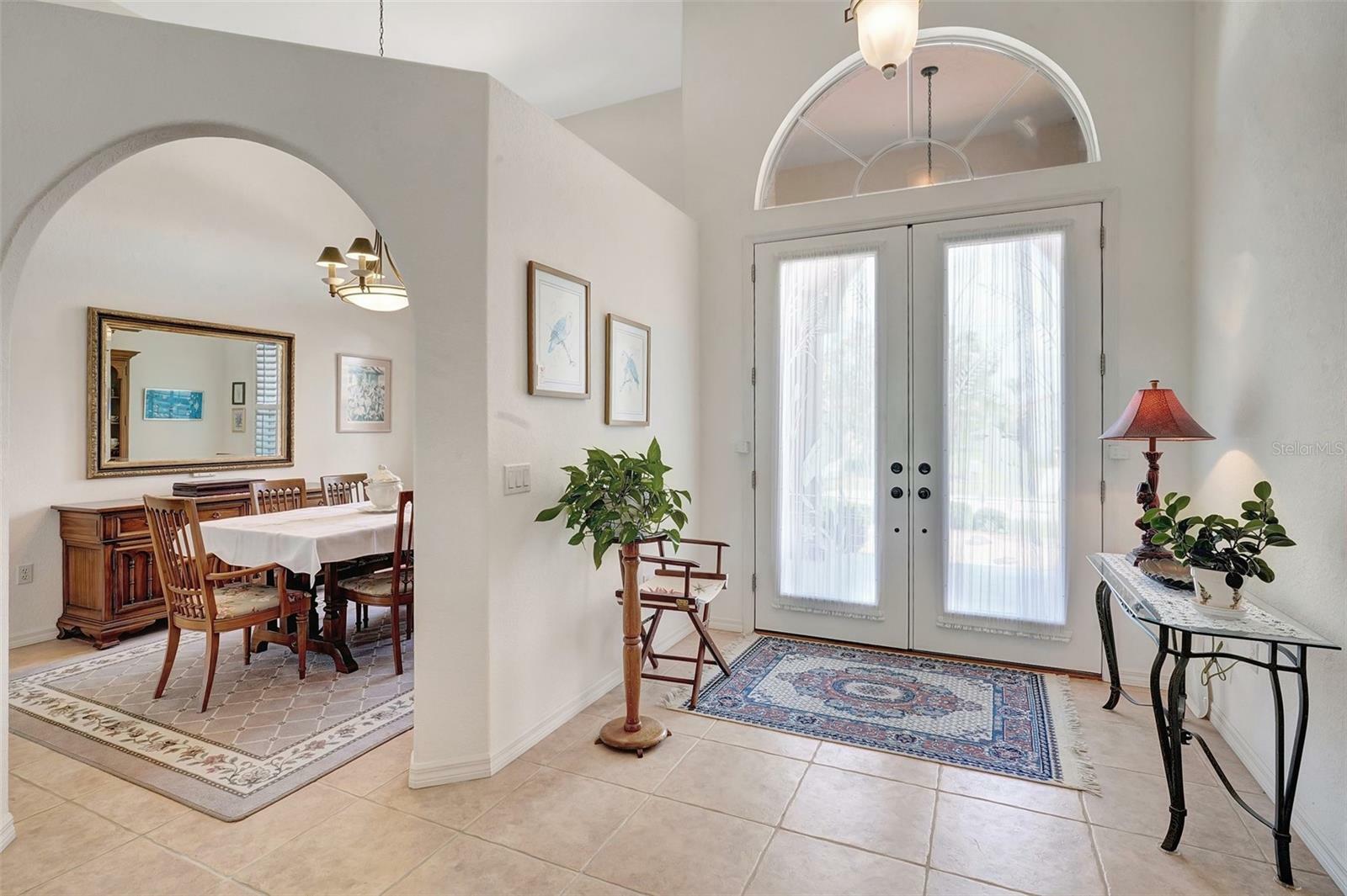 Property Photo: 2833 La Mancha Court FL 33950
