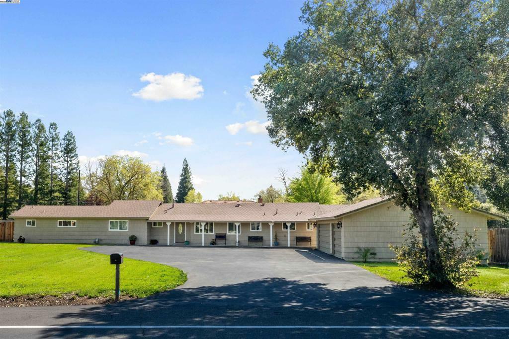 3160 Northrop Ave  Sacramento CA 95864 photo