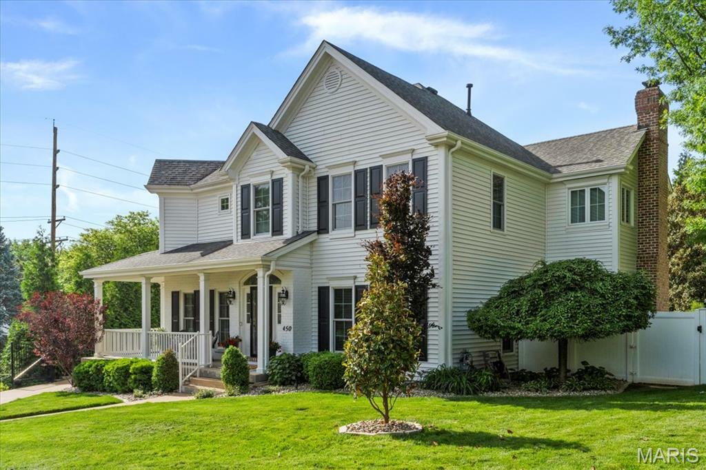 Property Photo: 450 Woodlawn Grove Lane MO 63122
