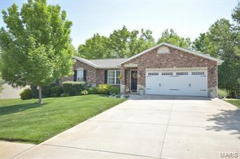 304 Parkway Drive  Troy MO 63379 photo