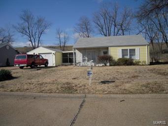 Property Photo: 6221 Langdon MO 63134