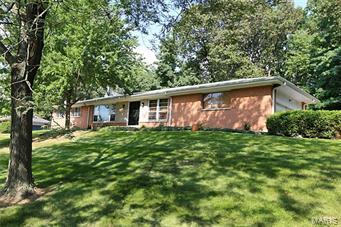Property Photo:  534 Bonhomme Woods  MO 63132 