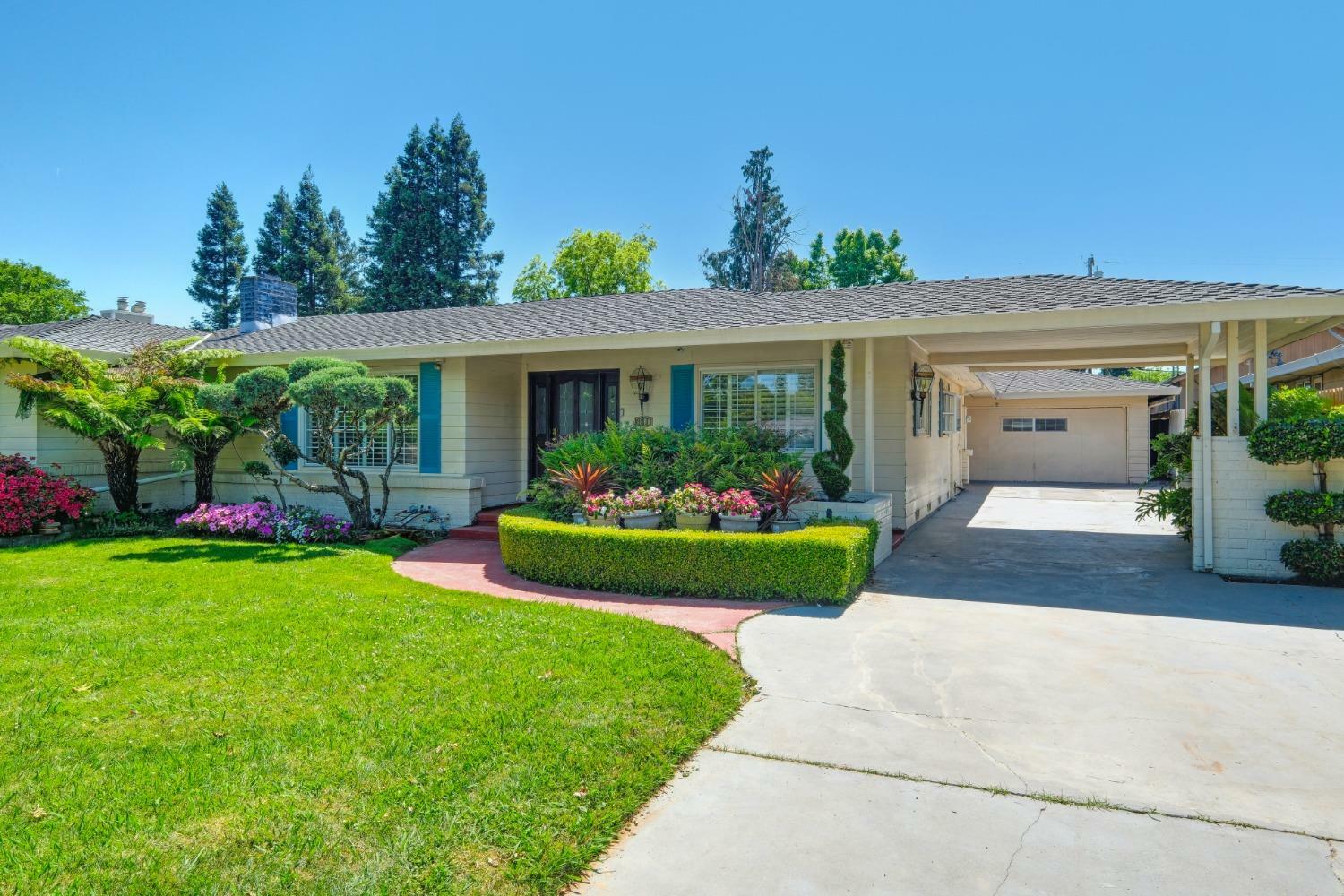 3800 San Ysidro Way  Sacramento CA 95864 photo