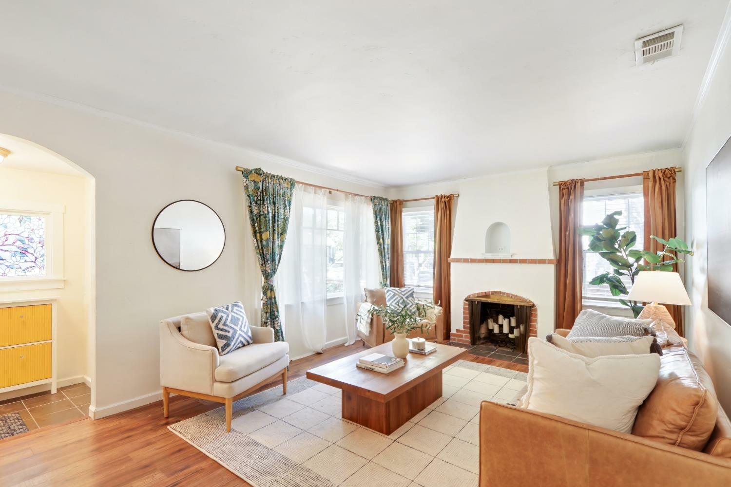 Property Photo: 4133 U Street CA 95817