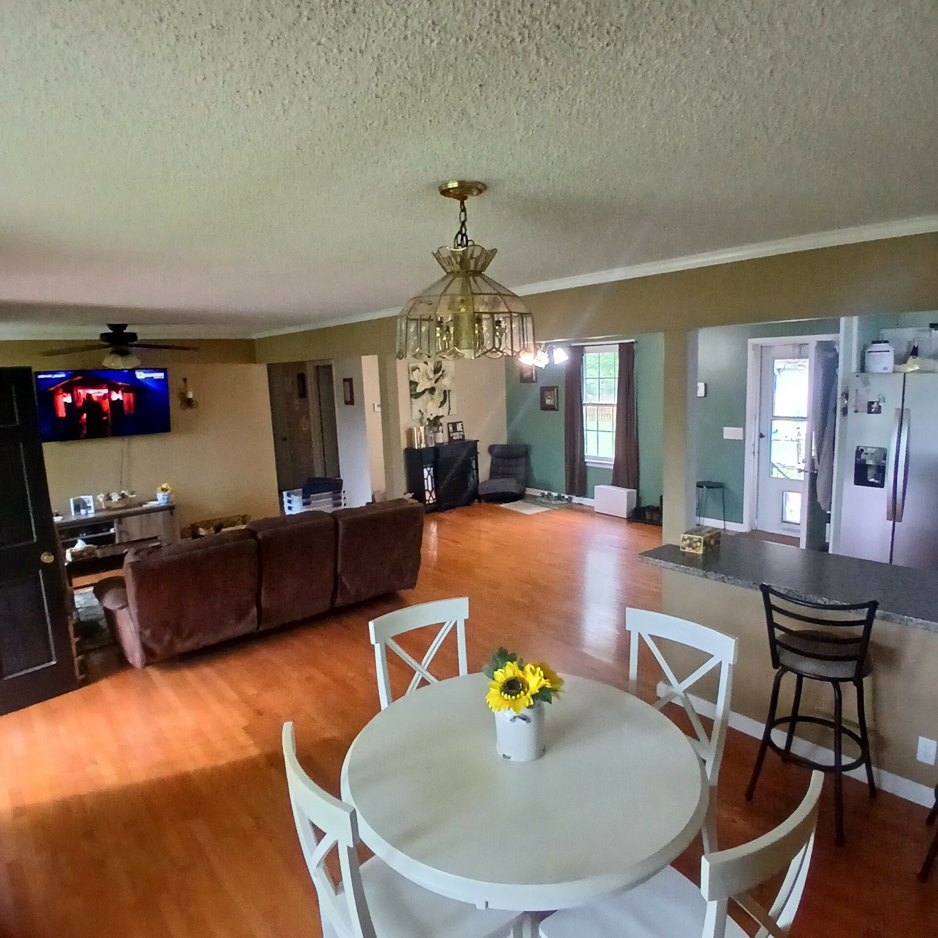 Property Photo: 2651 Old Greenbrier Pike TN 37073