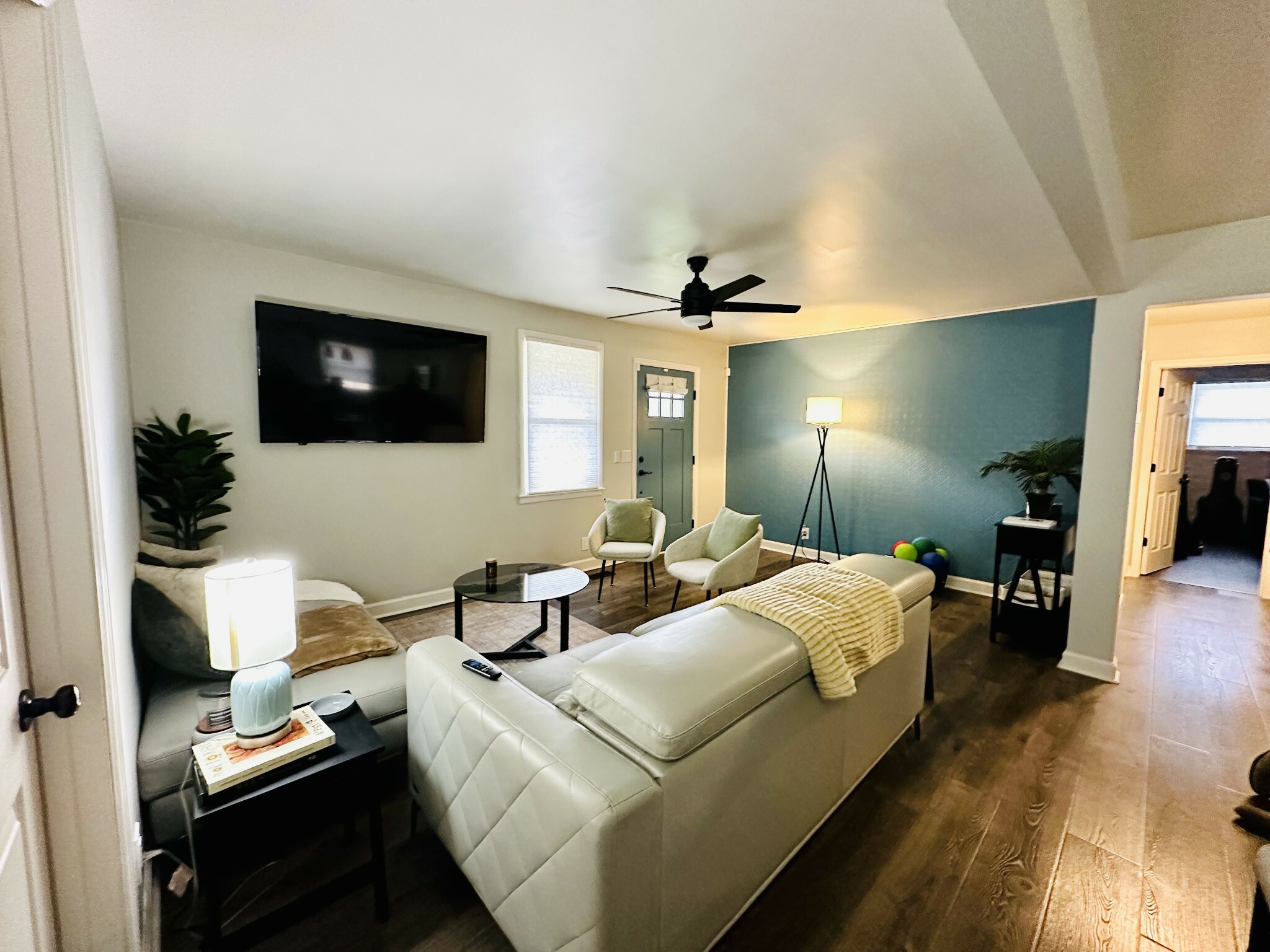 Property Photo:  3020 Vistavalley Ct  TN 37218 