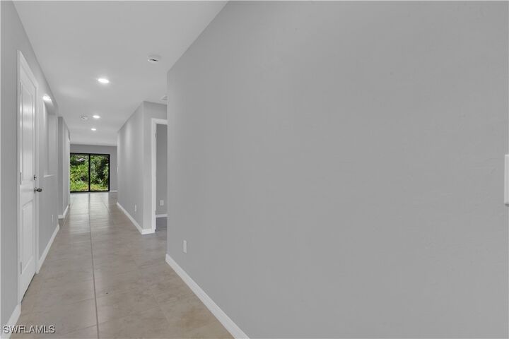 Property Photo: 23206 Fitzpatrick Avenue FL 33980
