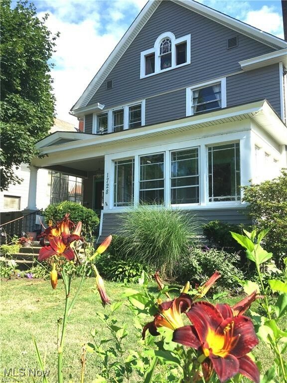 Property Photo: 1728 E 44th Street OH 44004