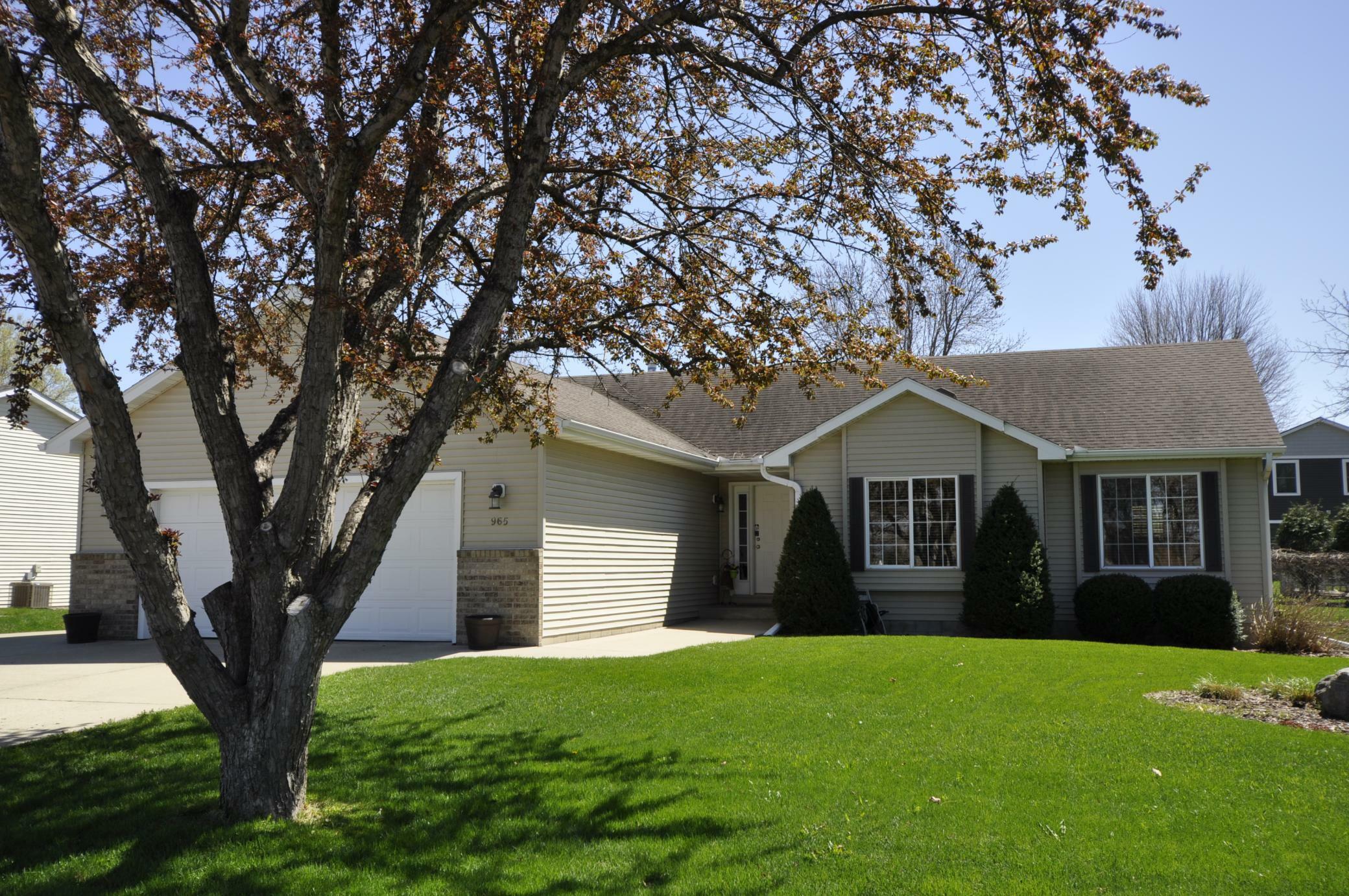Property Photo: 965 18th Street SE MN 55060