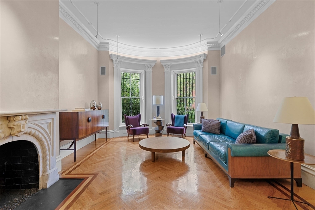 Property Photo: 22 Worcester Sq 1 MA 02118