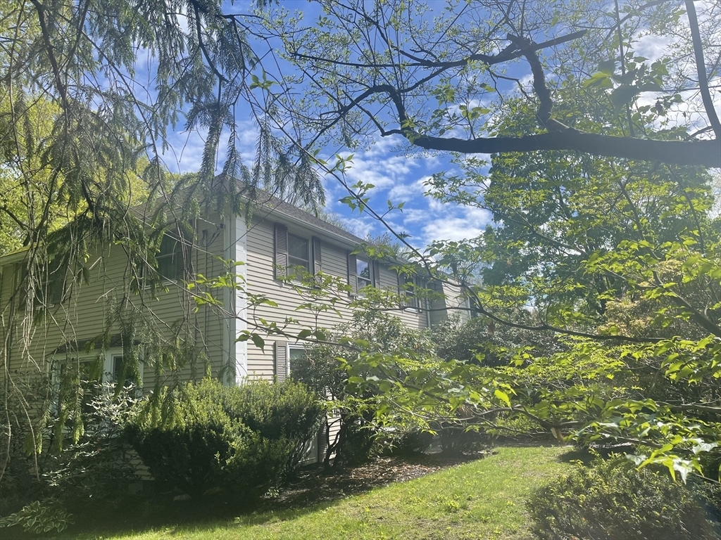 Property Photo: 4 Paddock Ln MA 02421