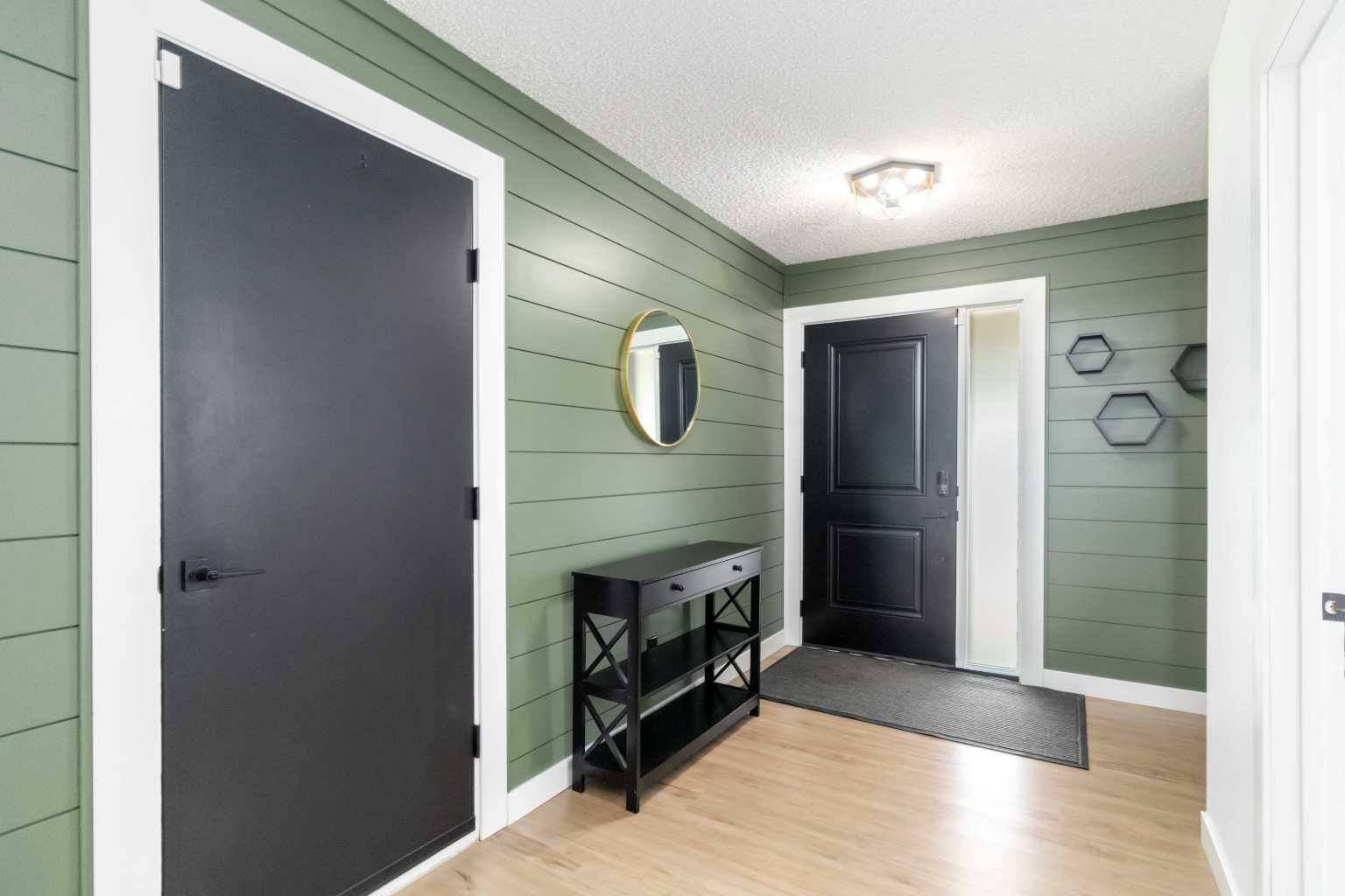 Property Photo: 158 Woodland Drive AB T9K 1R3