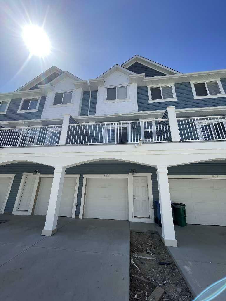 Property Photo: 505 Copperstone Manor SE AB T2Z 5G2