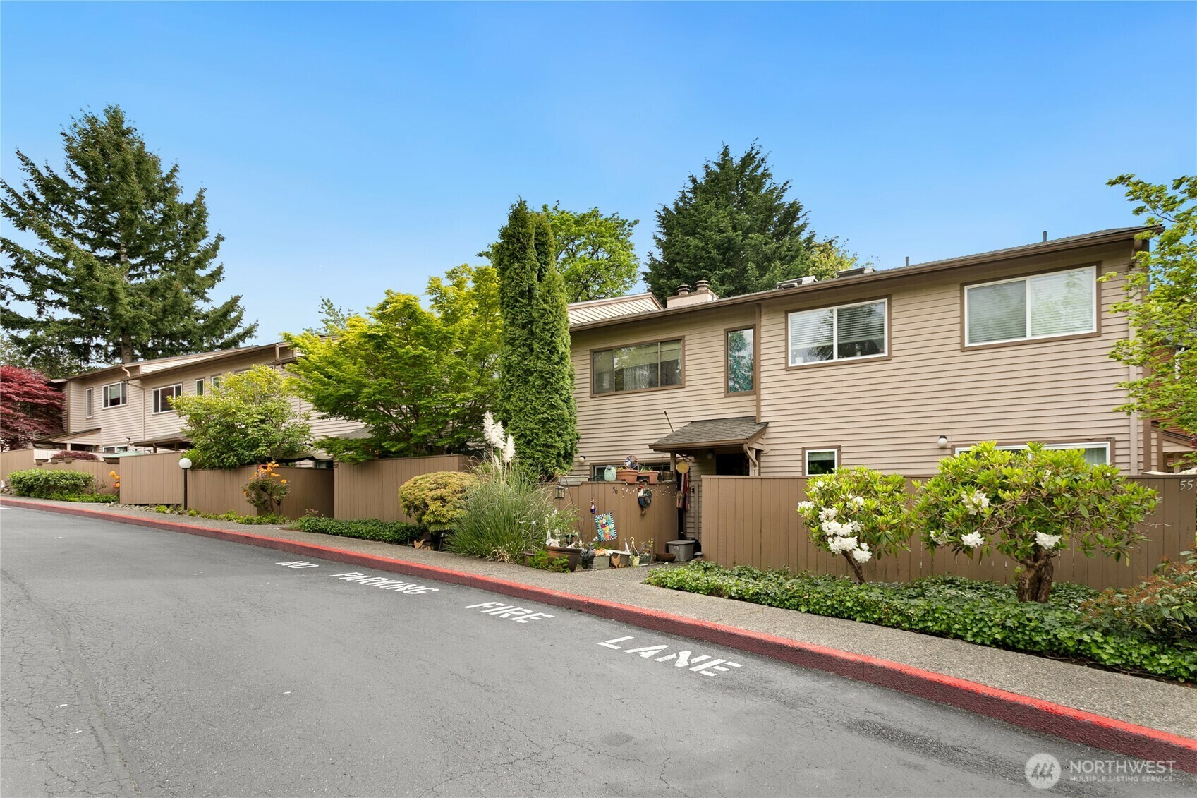 Property Photo: 11341 SE 212th Lane 57 WA 98031