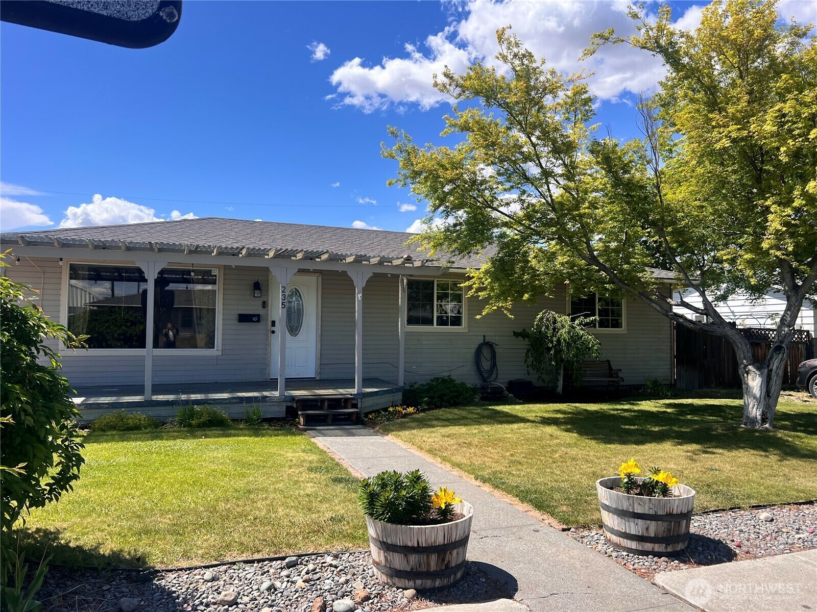 Property Photo:  235  Ivy Street NE  WA 98823 