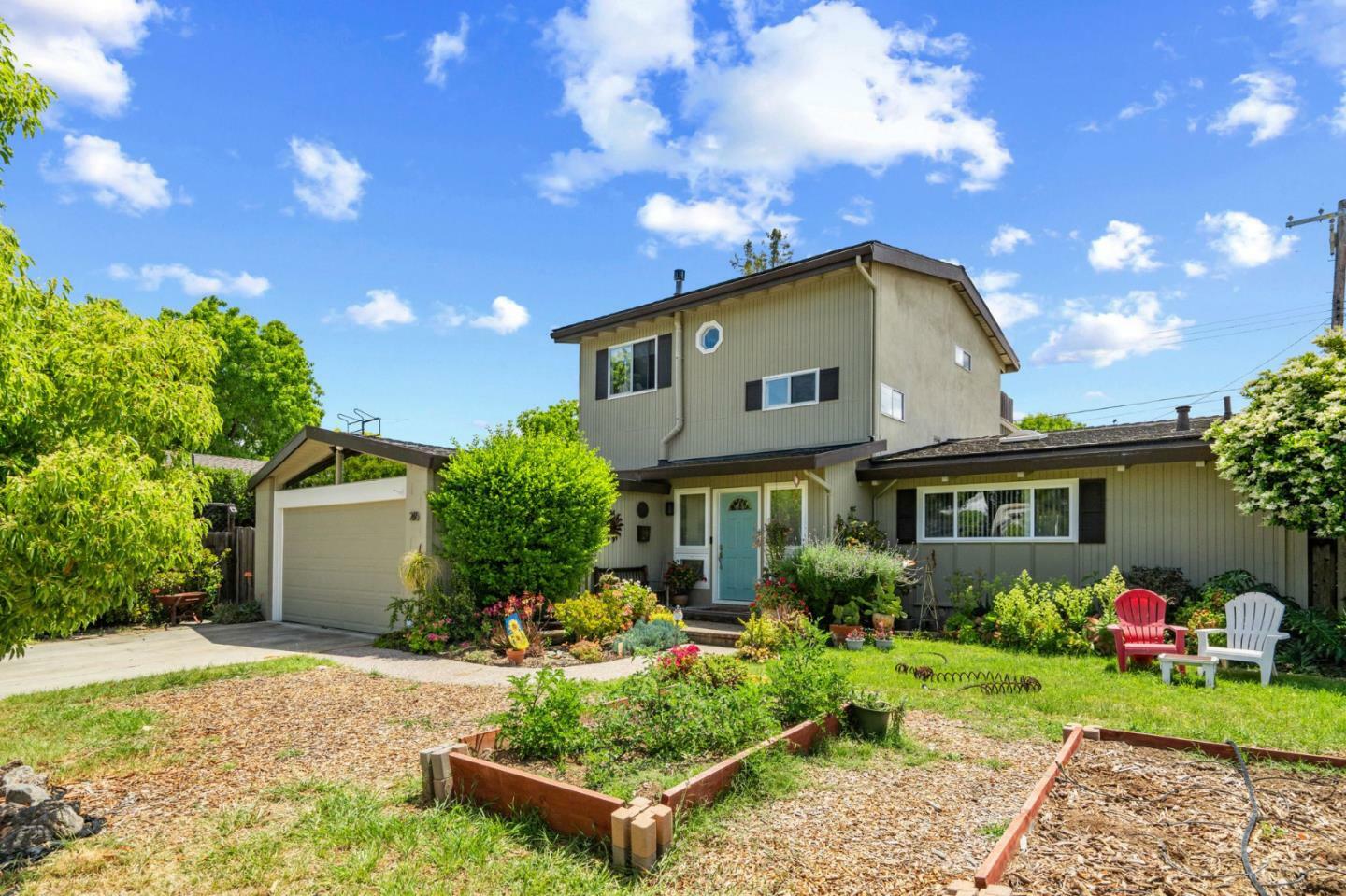 Property Photo: 2416 Johnson Place CA 95050