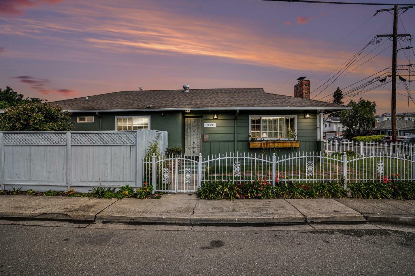 3080 Norbridge Avenue  Castro Valley CA 94546 photo