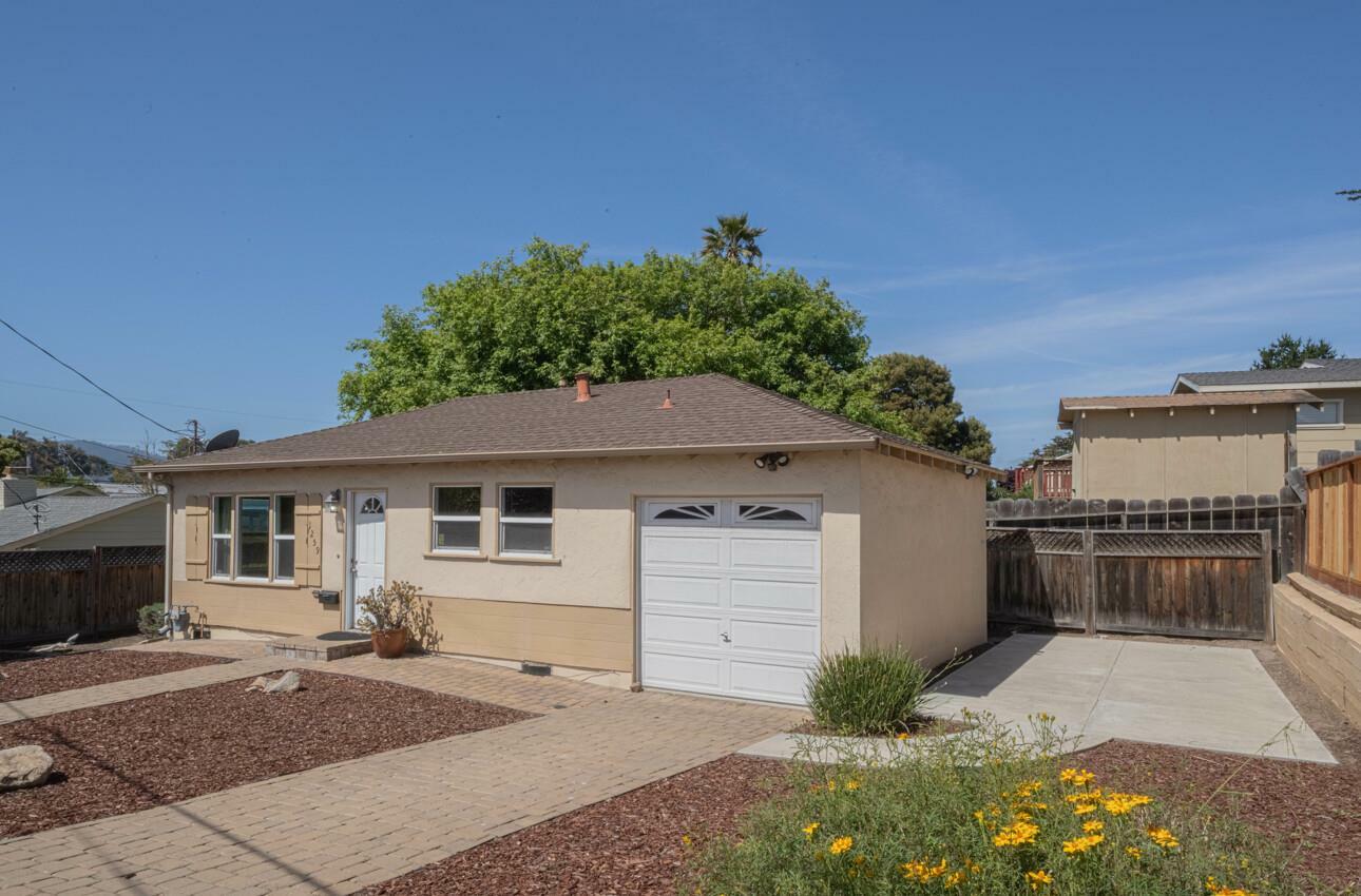 Property Photo:  1259 Hillsdale Street  CA 93955 