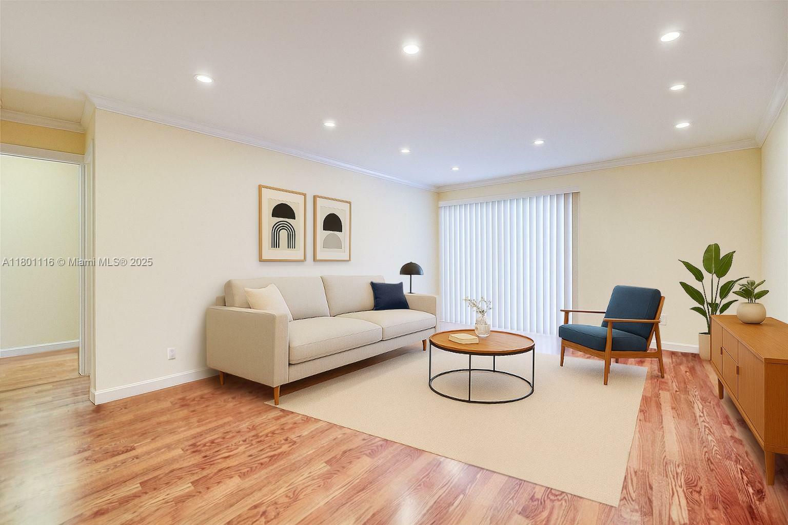 Property Photo: 4000 N Hills Dr 35 FL 33021