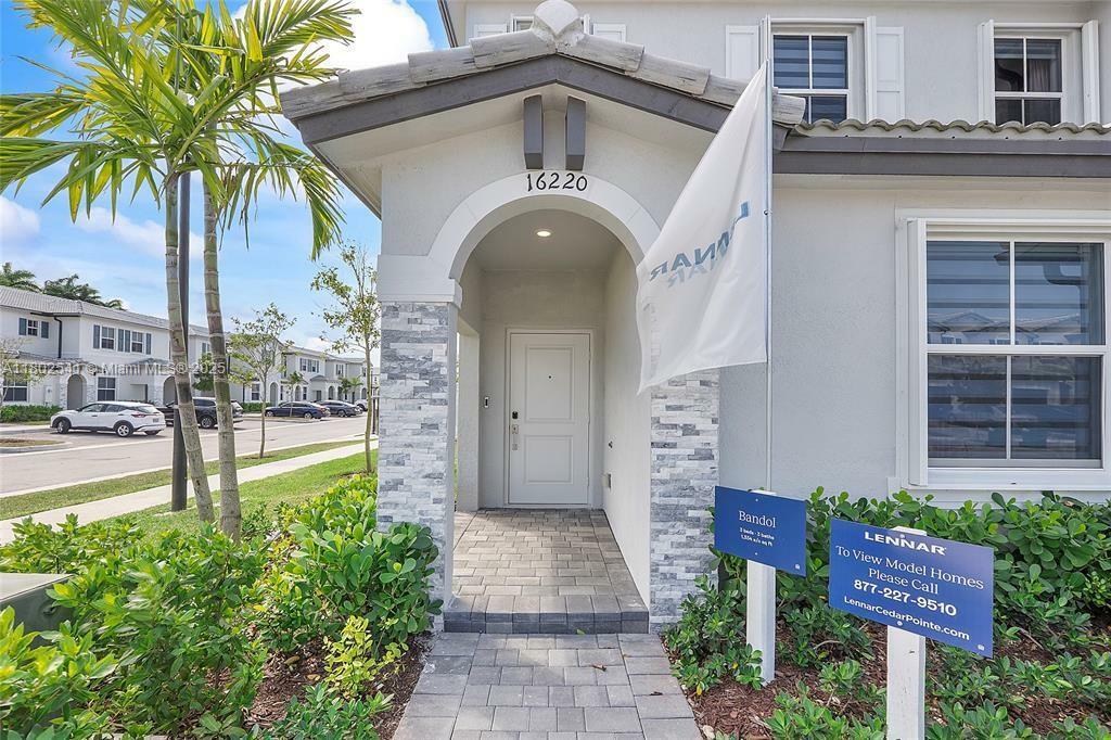 Property Photo: 16220 SW 291st St FL 33033