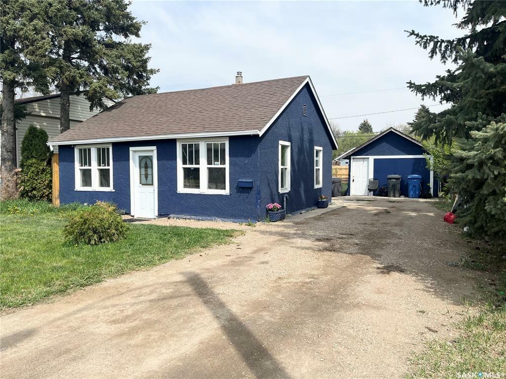 Property Photo: 1072 110th Street SK S9A 2L3