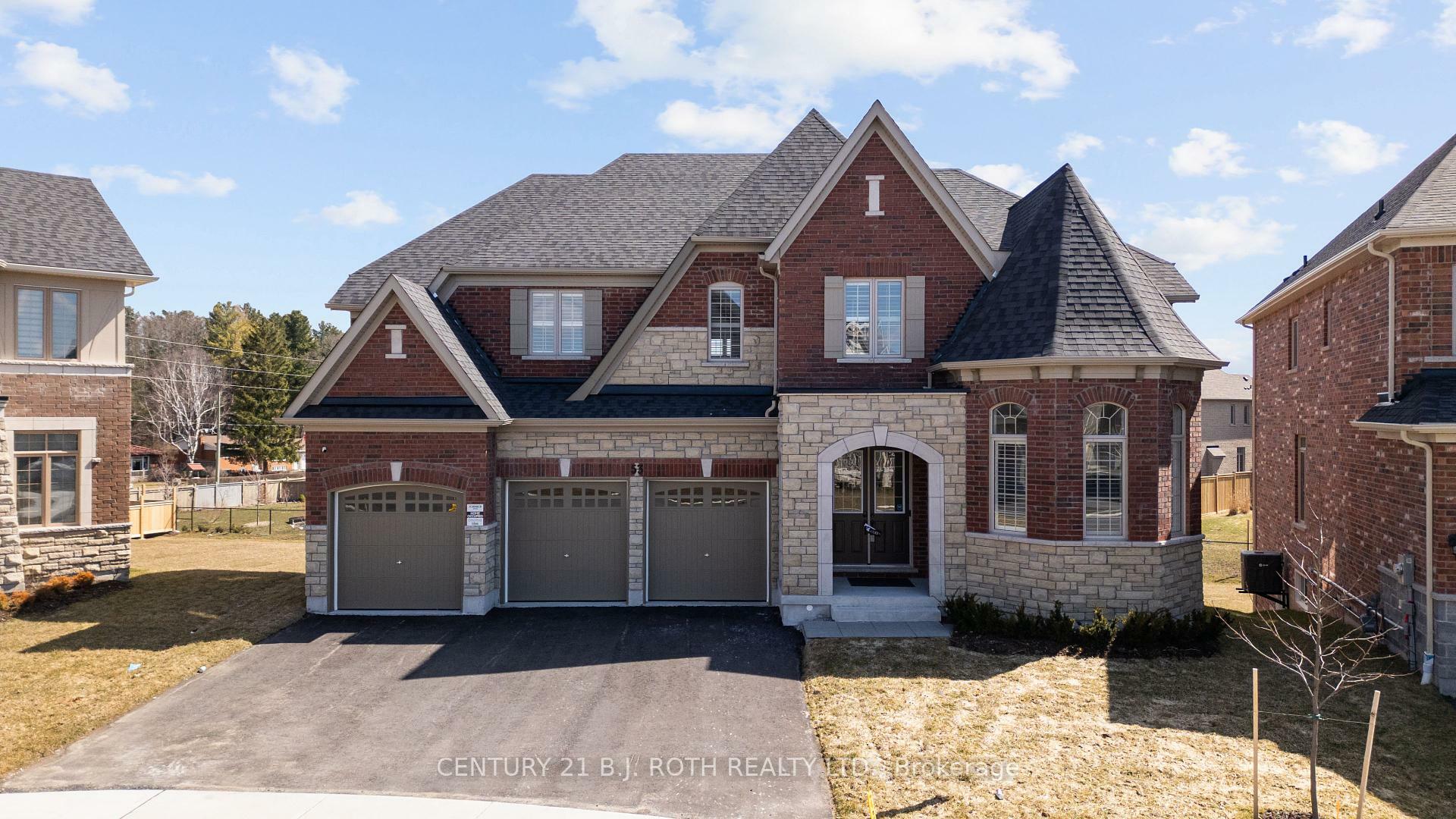Property Photo:  53 Sanford Circle  ON L9X 2A9 