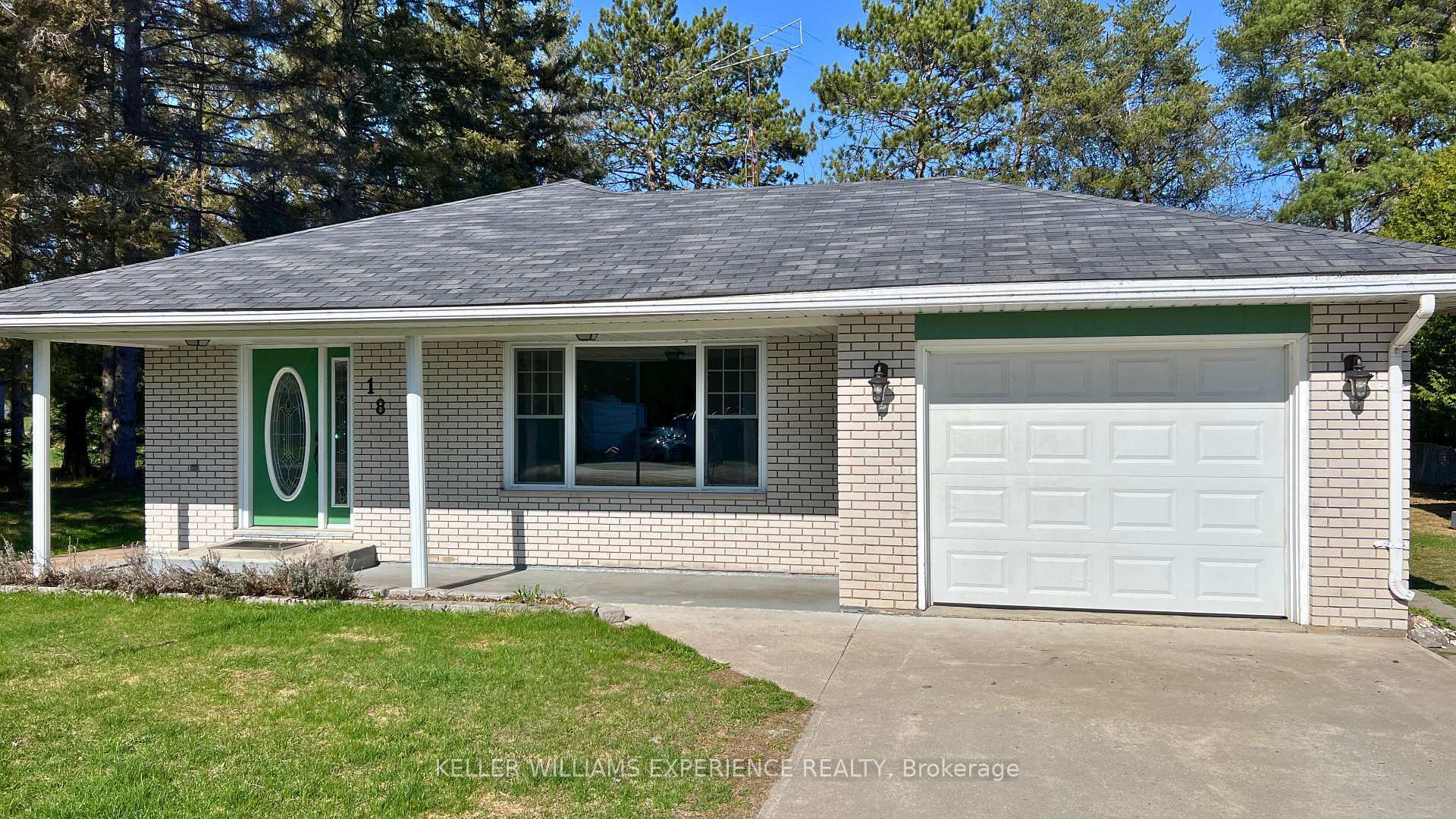 Property Photo: 18 Tebby Boulevard ON P0A 1X0