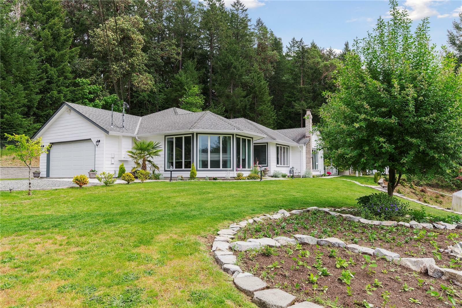 2695 Northwest Bay Rd  Nanoose Bay BC V9P 9E7 photo