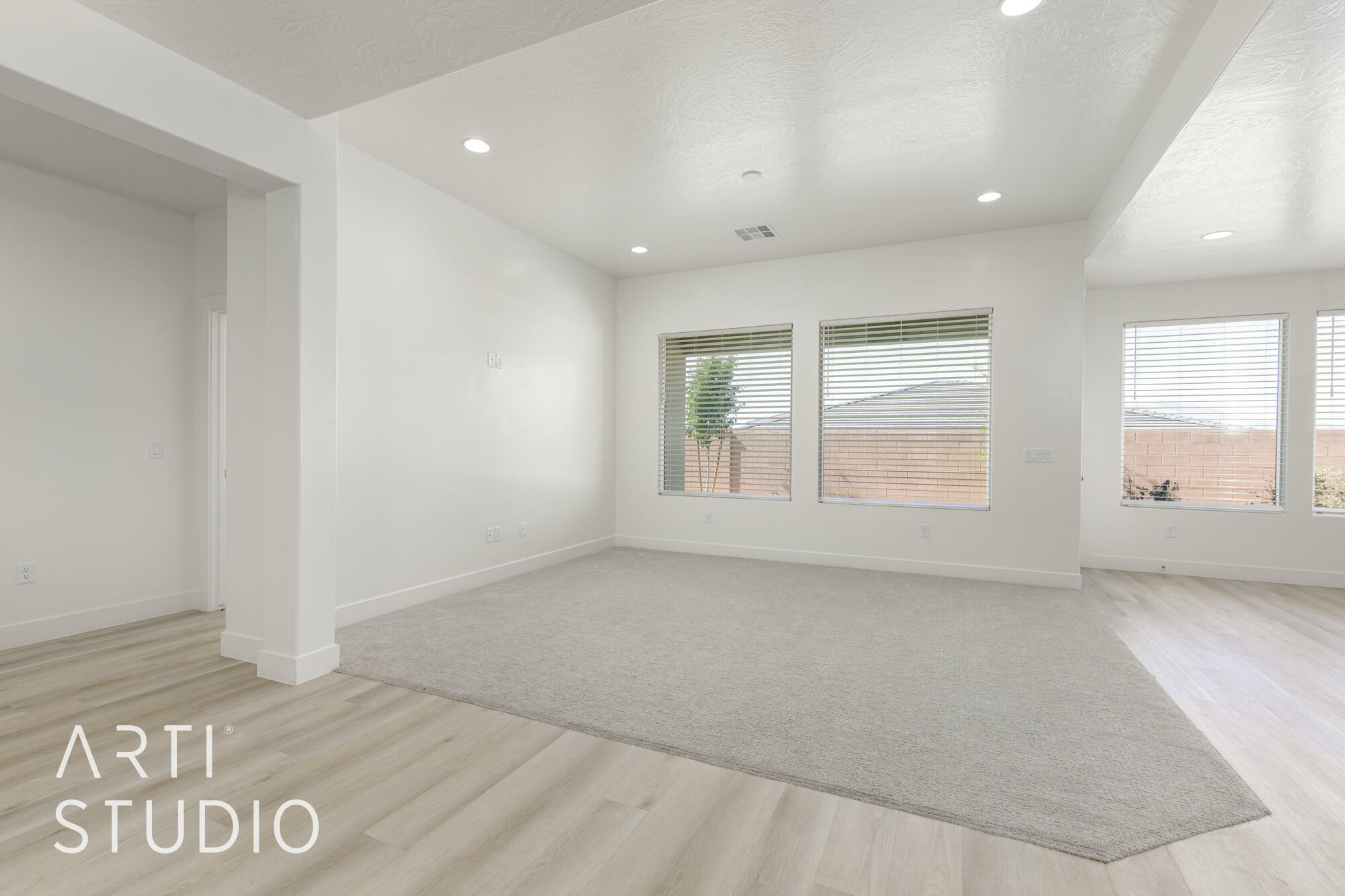 Property Photo: 3551 E 3050 St S UT 84790