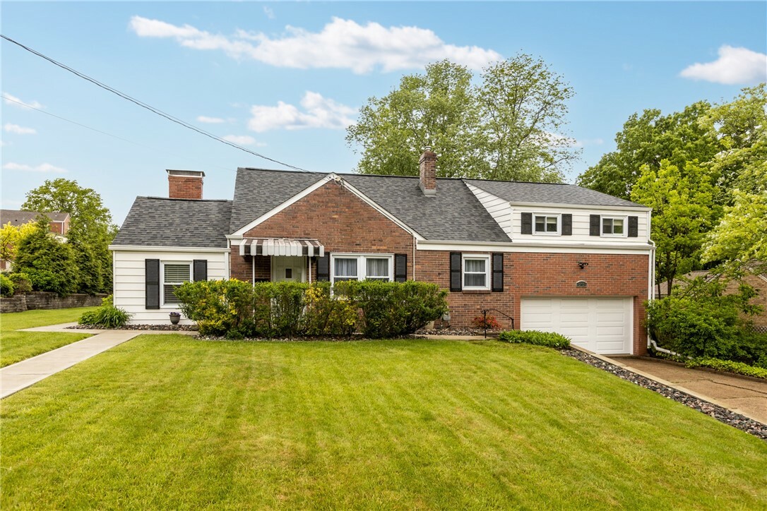 Property Photo: 202 Pickwick Dr PA 15102