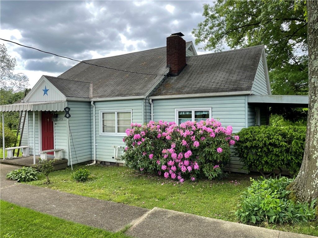 Property Photo:  173 W Pennsylvania Ave Westmoreland County  PA 15672 