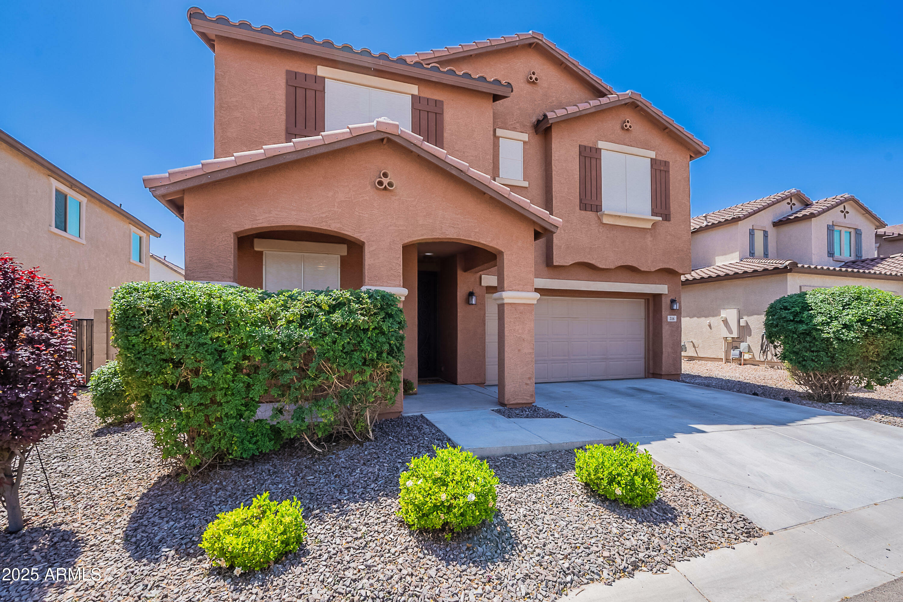 Property Photo:  316 N 78th Place  AZ 85207 