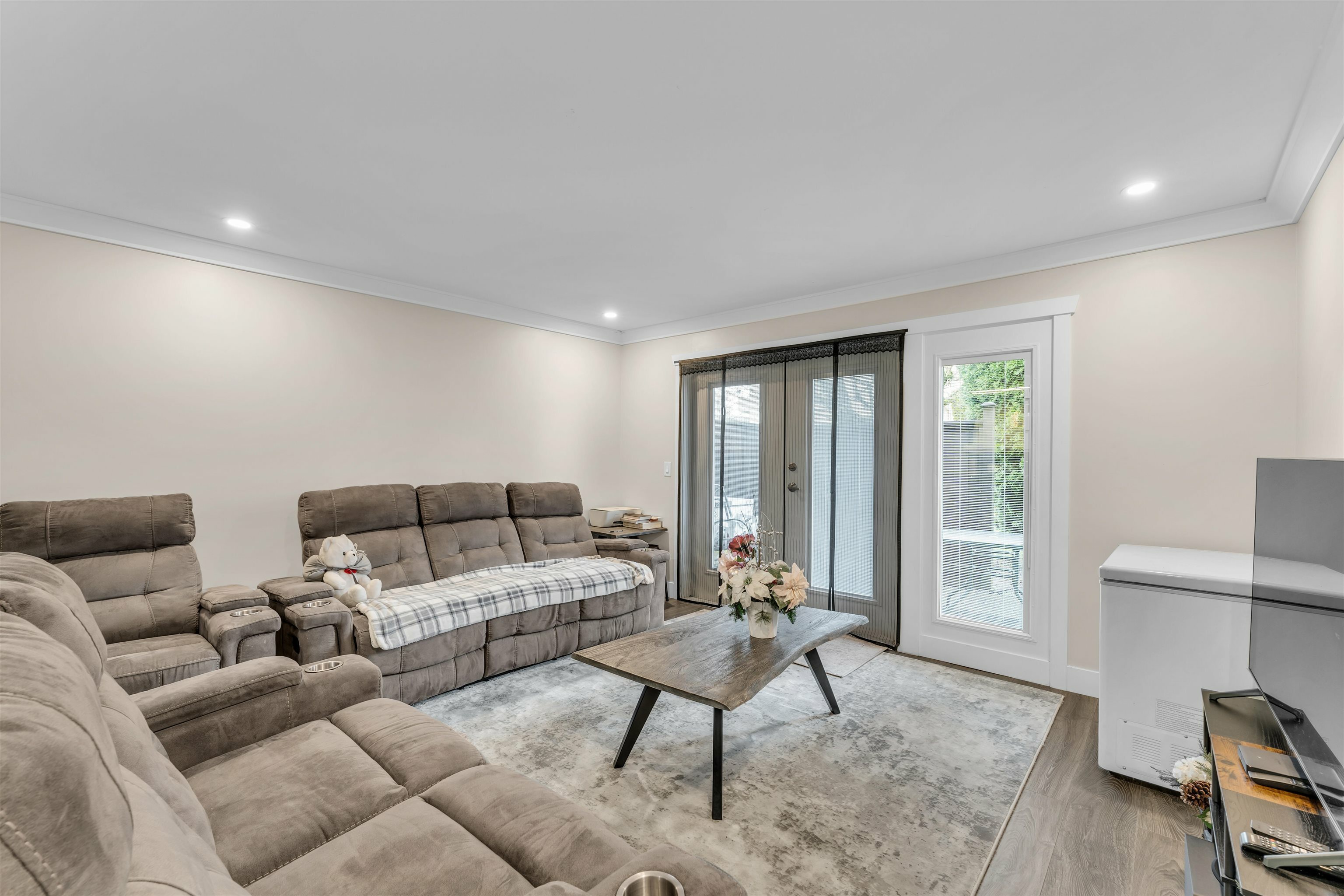 Property Photo: 45655 McIntosh Drive 104D BC V2P 6V4