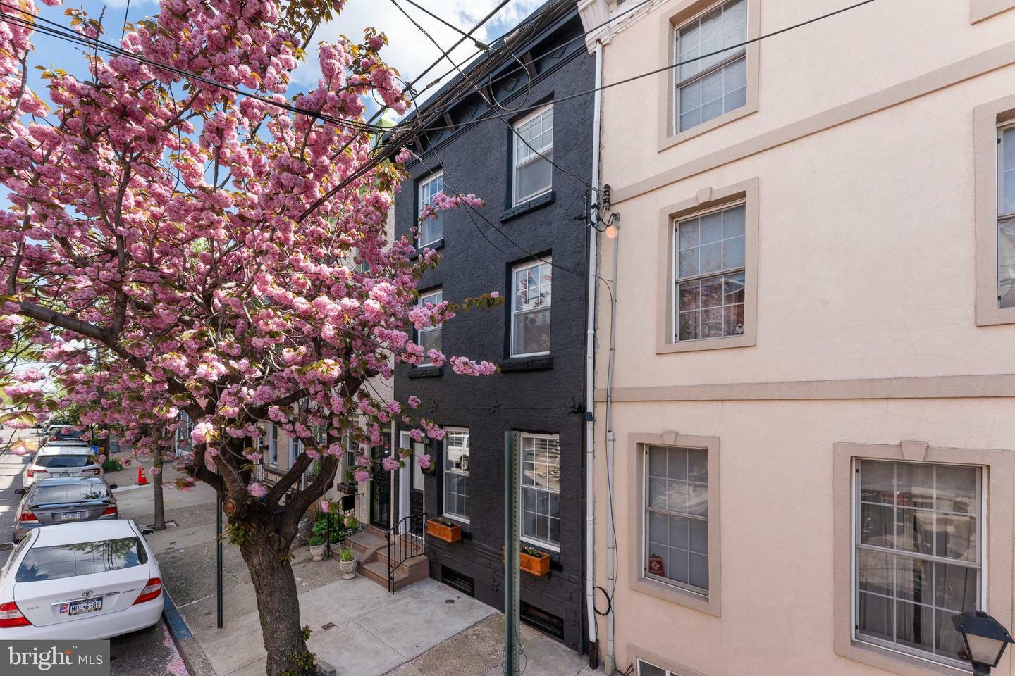 Property Photo: 1729 N 3rd Street PA 19122