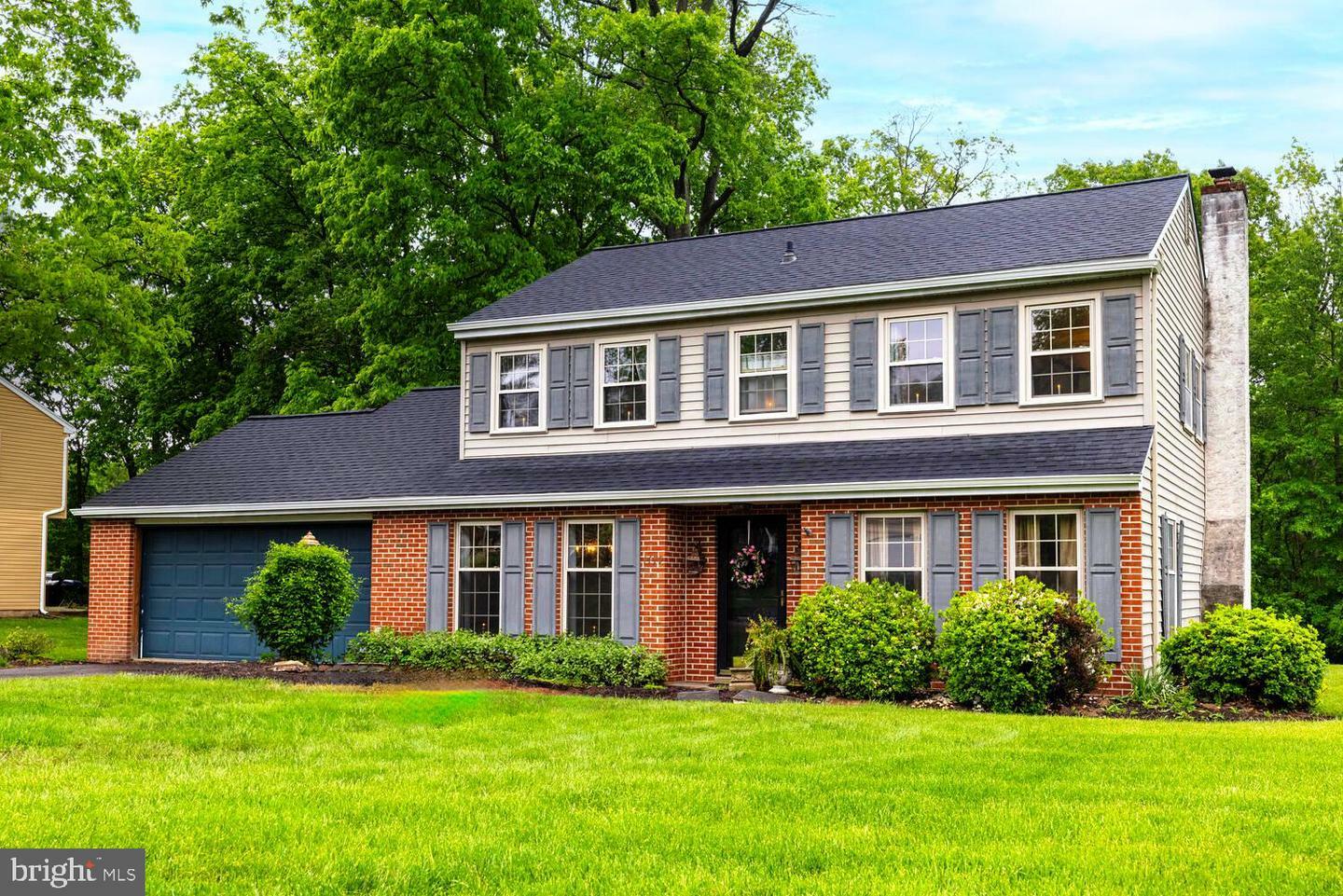 Property Photo: 1479 Leas Way PA 19440
