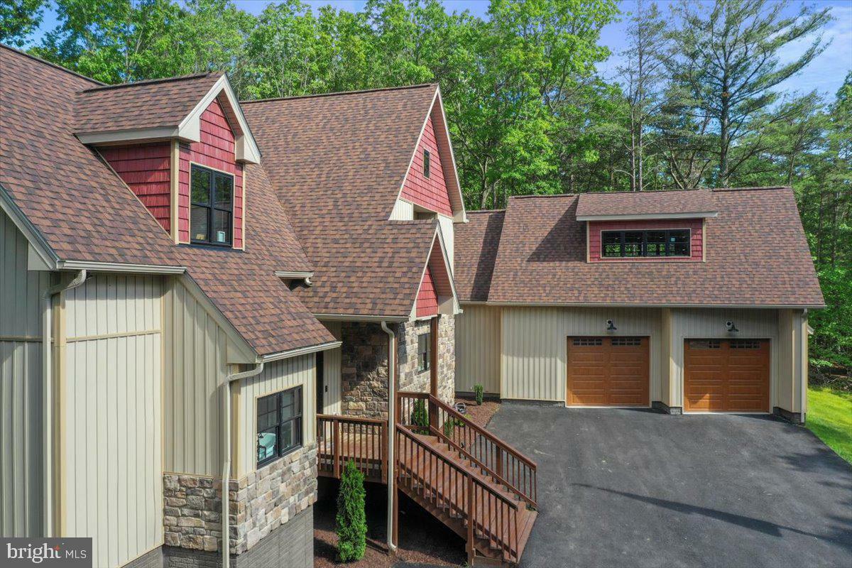 Property Photo: 2968 Cheyenne'S Trl WV 25420
