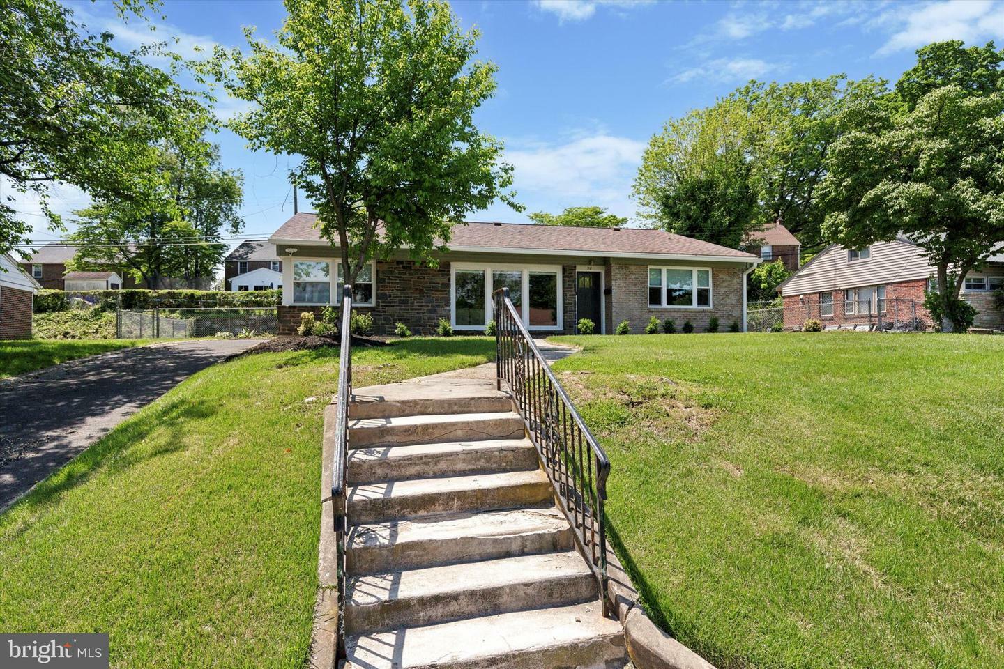 Property Photo: 28 Edgemoor Road PA 19012