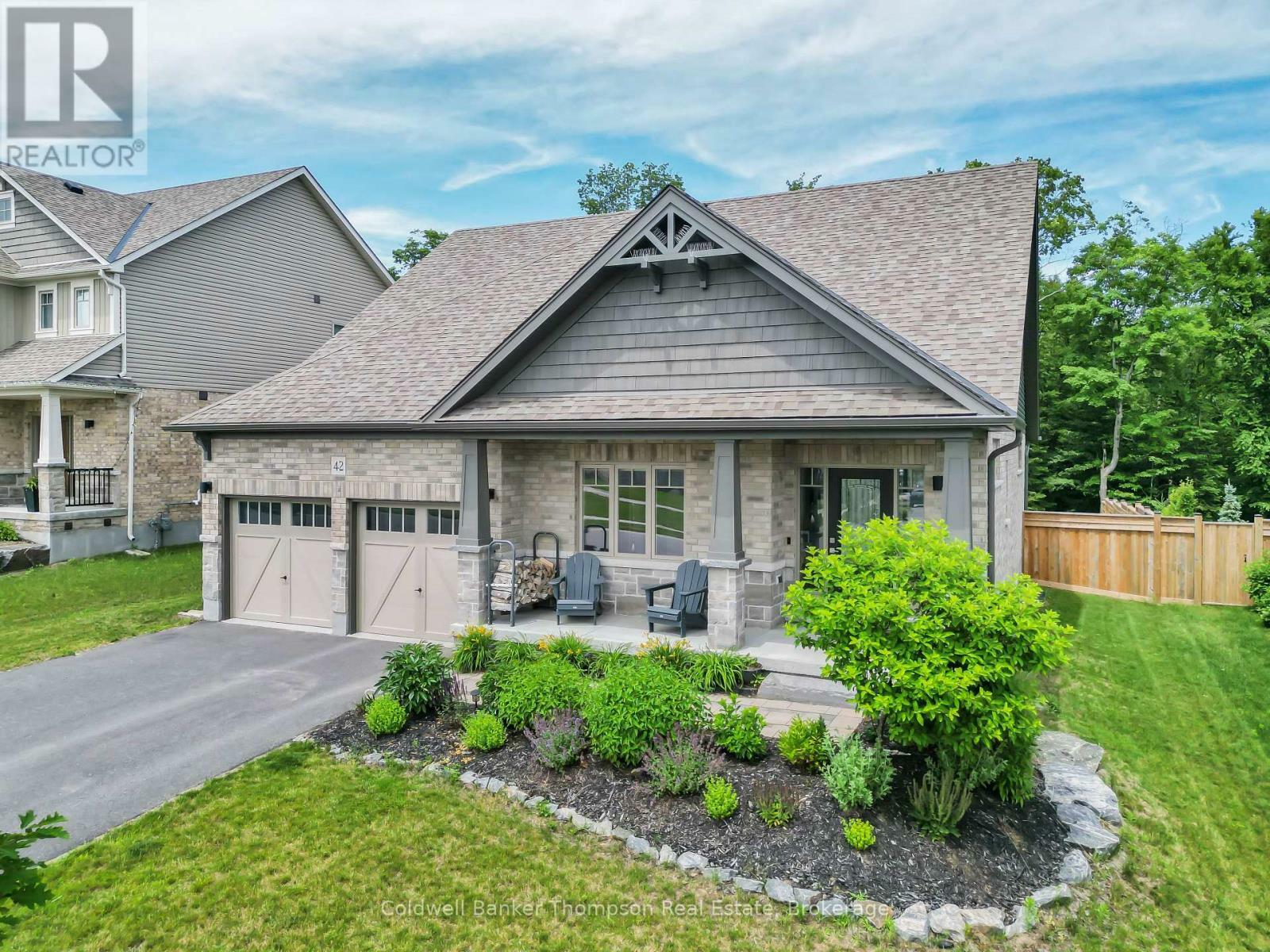 Photo de la propriété:  42 Woodstream Drive  ON P1H 0B7 