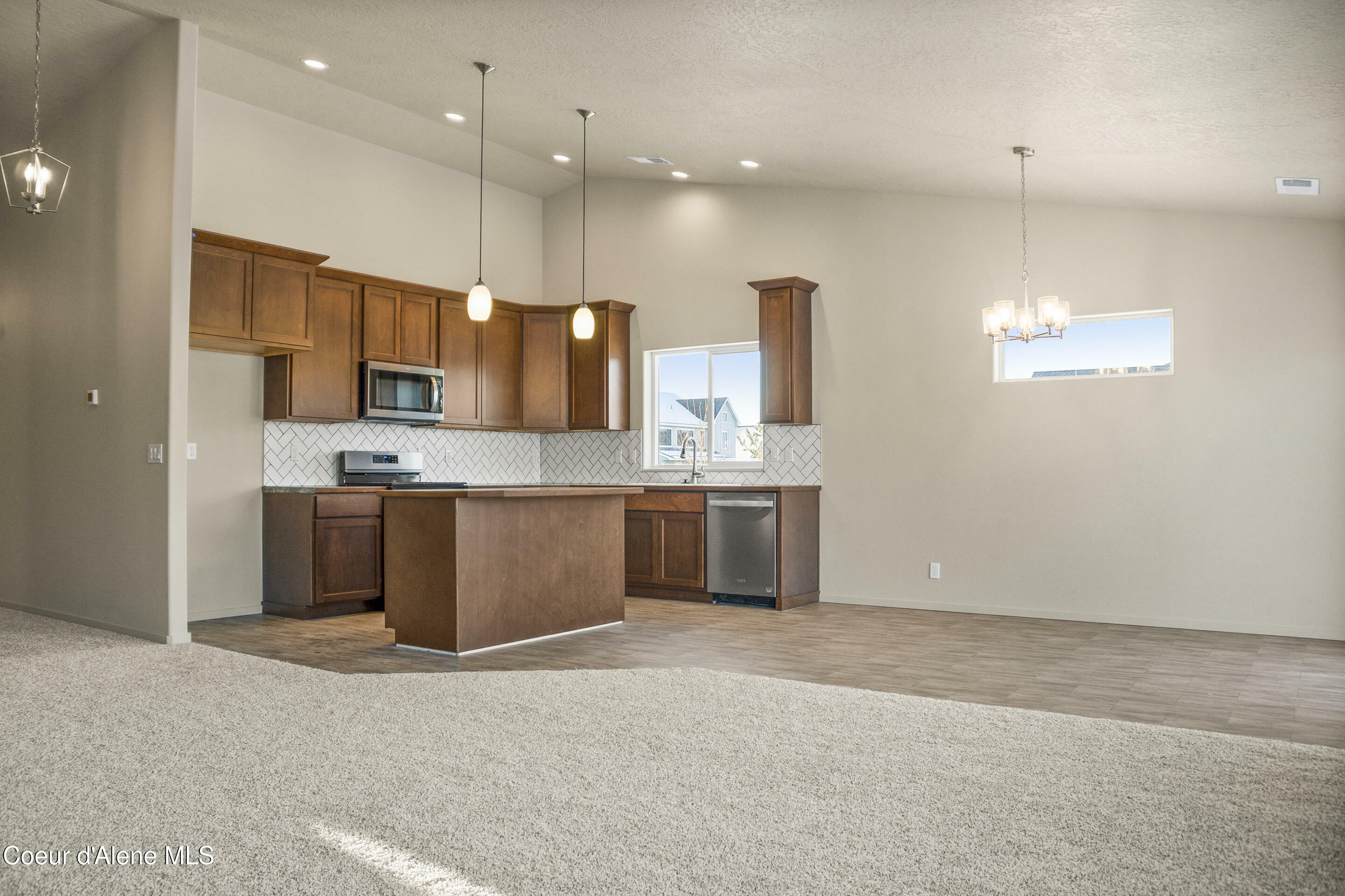 Property Photo: 10122 Liverpool Loop ID 83835