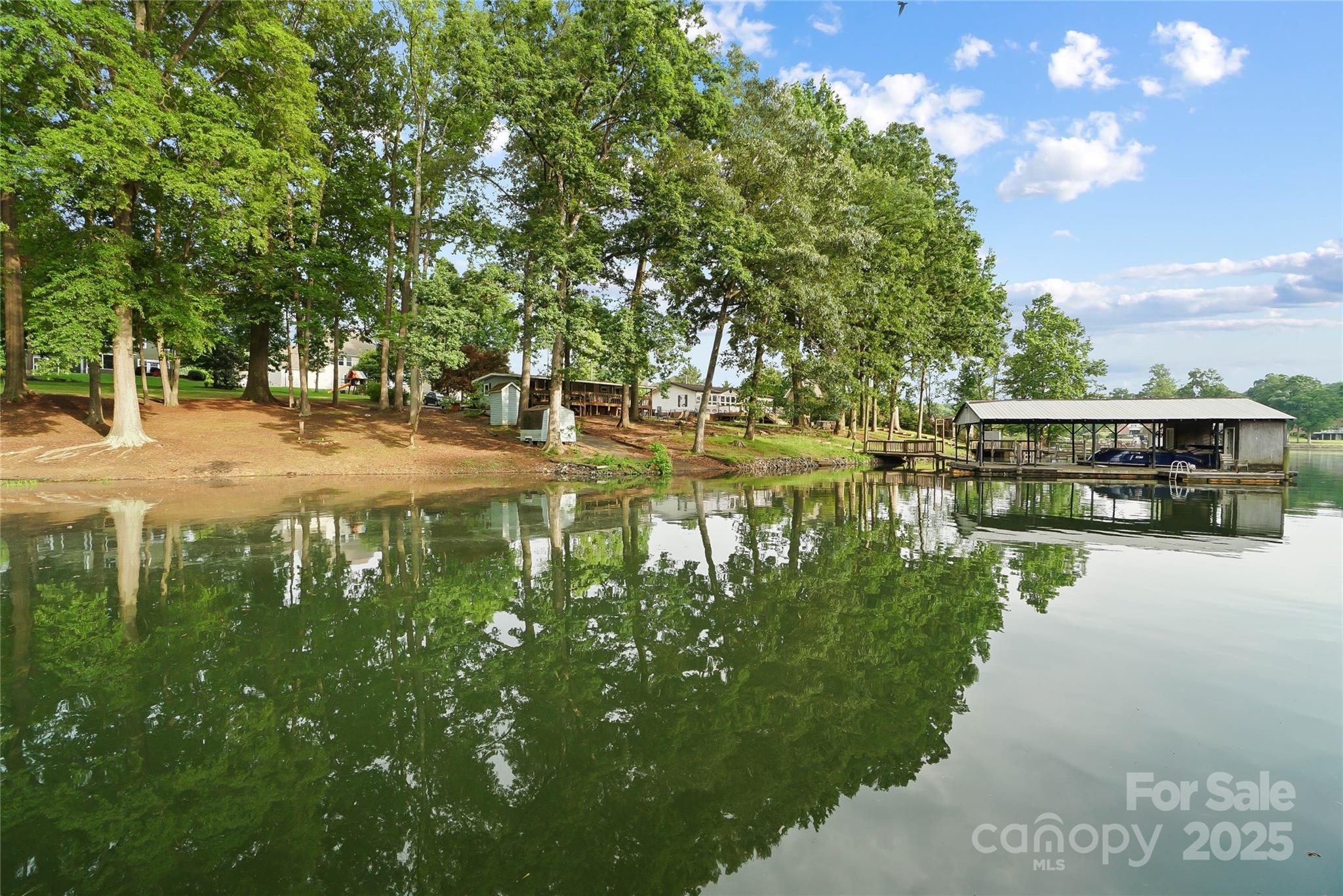 Property Photo:  132 Flora Vista Drive  NC 28117 