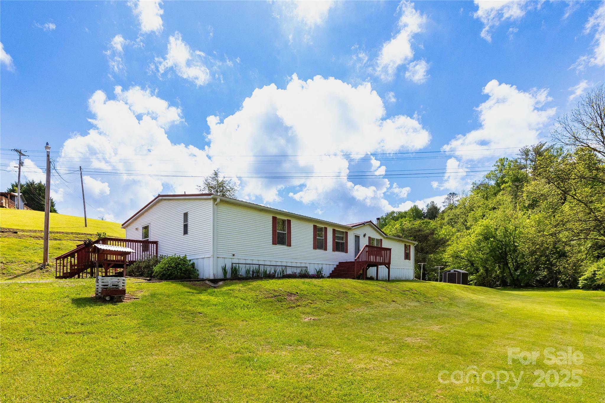 Property Photo:  283 Grandview Drive 1  NC 28753 