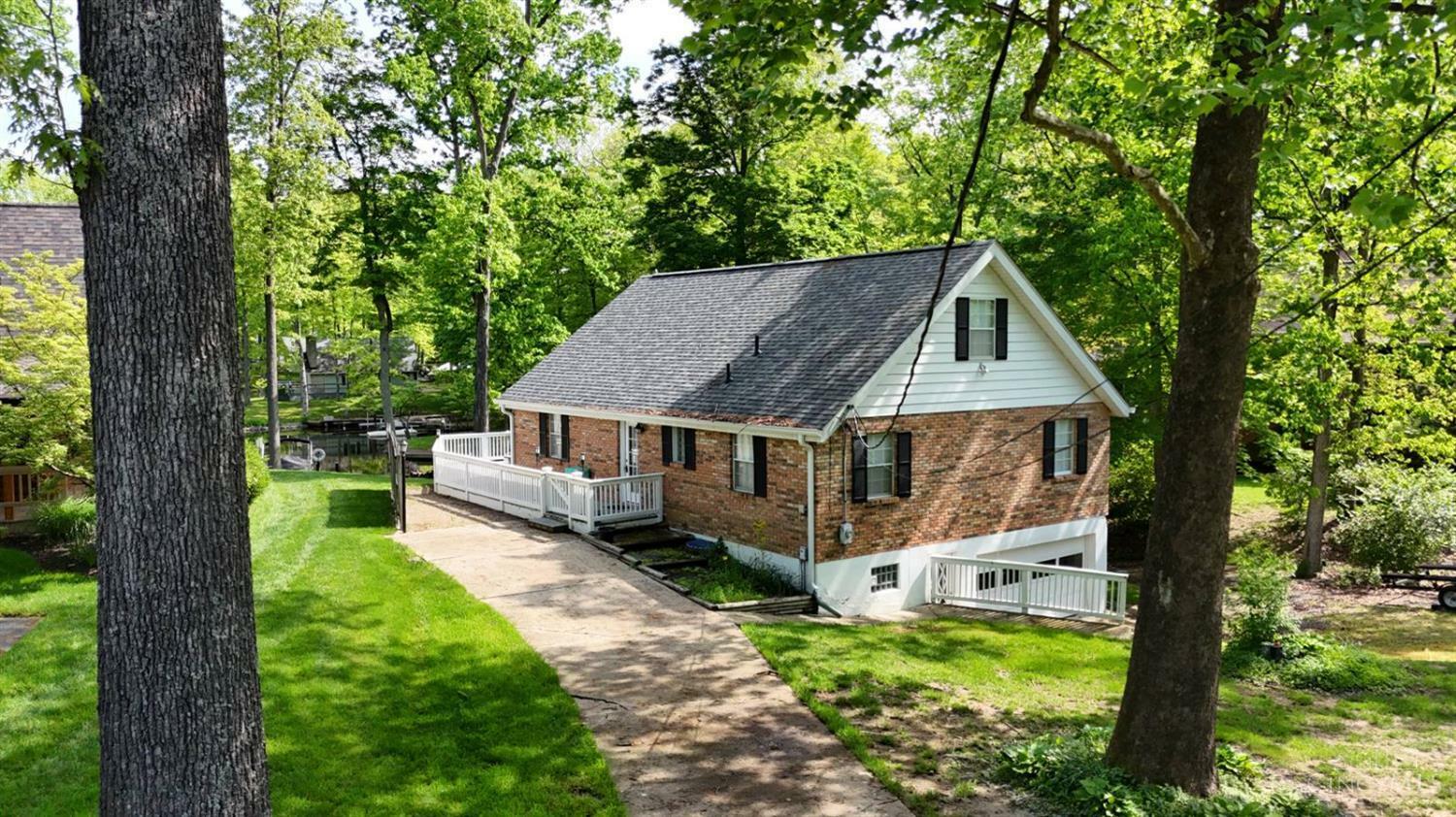 Property Photo: 1713 Lorelei Drive OH 45118