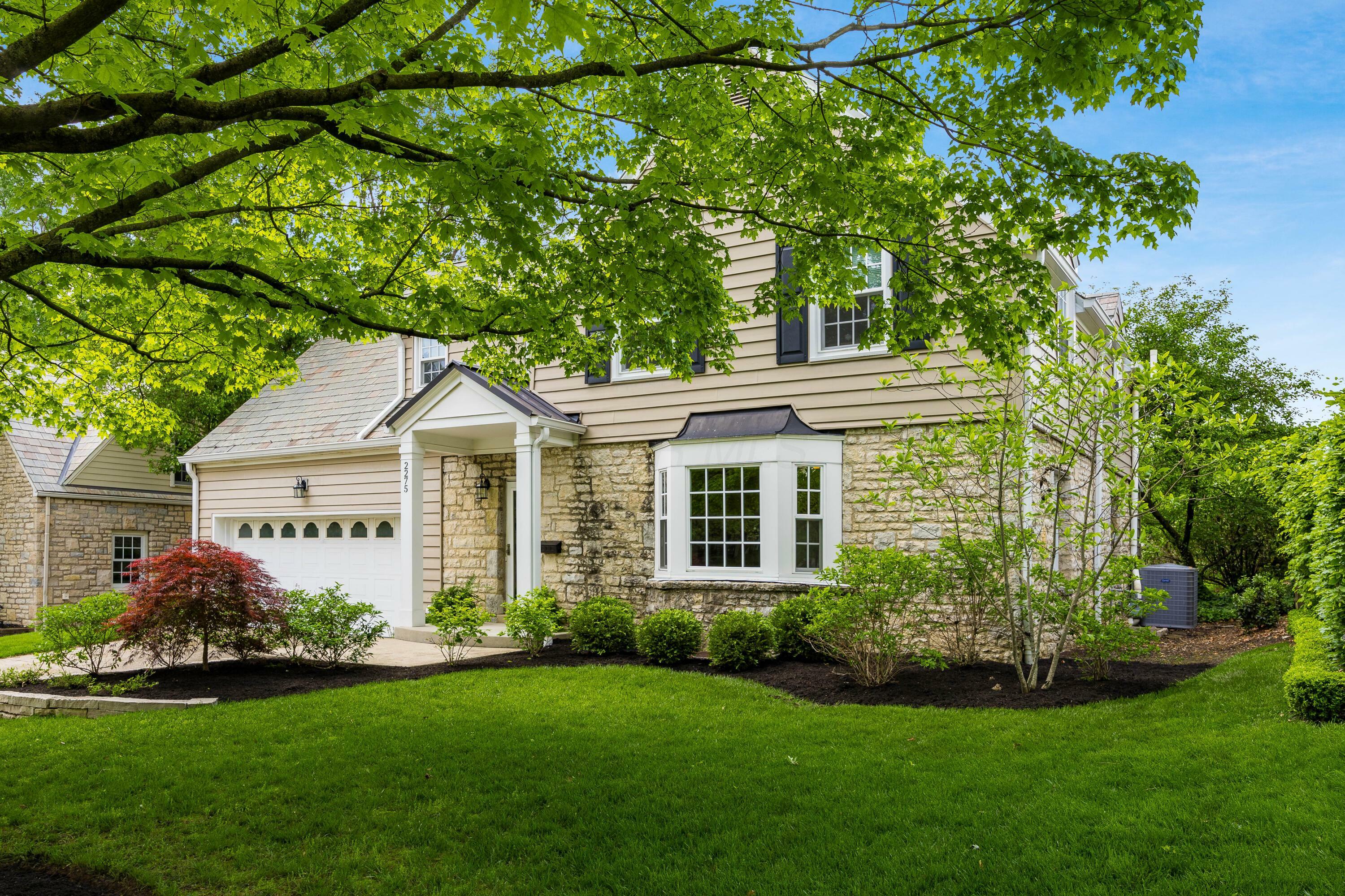 Property Photo: 2275 Oxford Road OH 43221