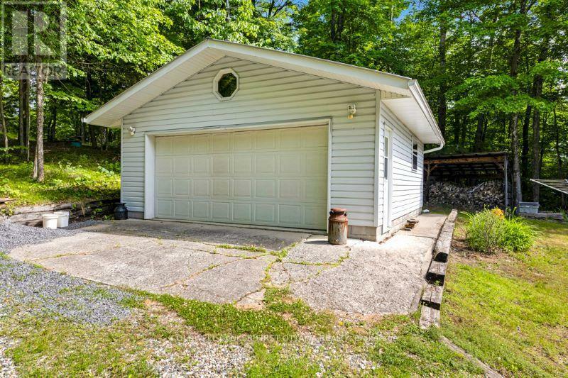 Property Photo: 1215 Krings Lane ON K0H 2M0