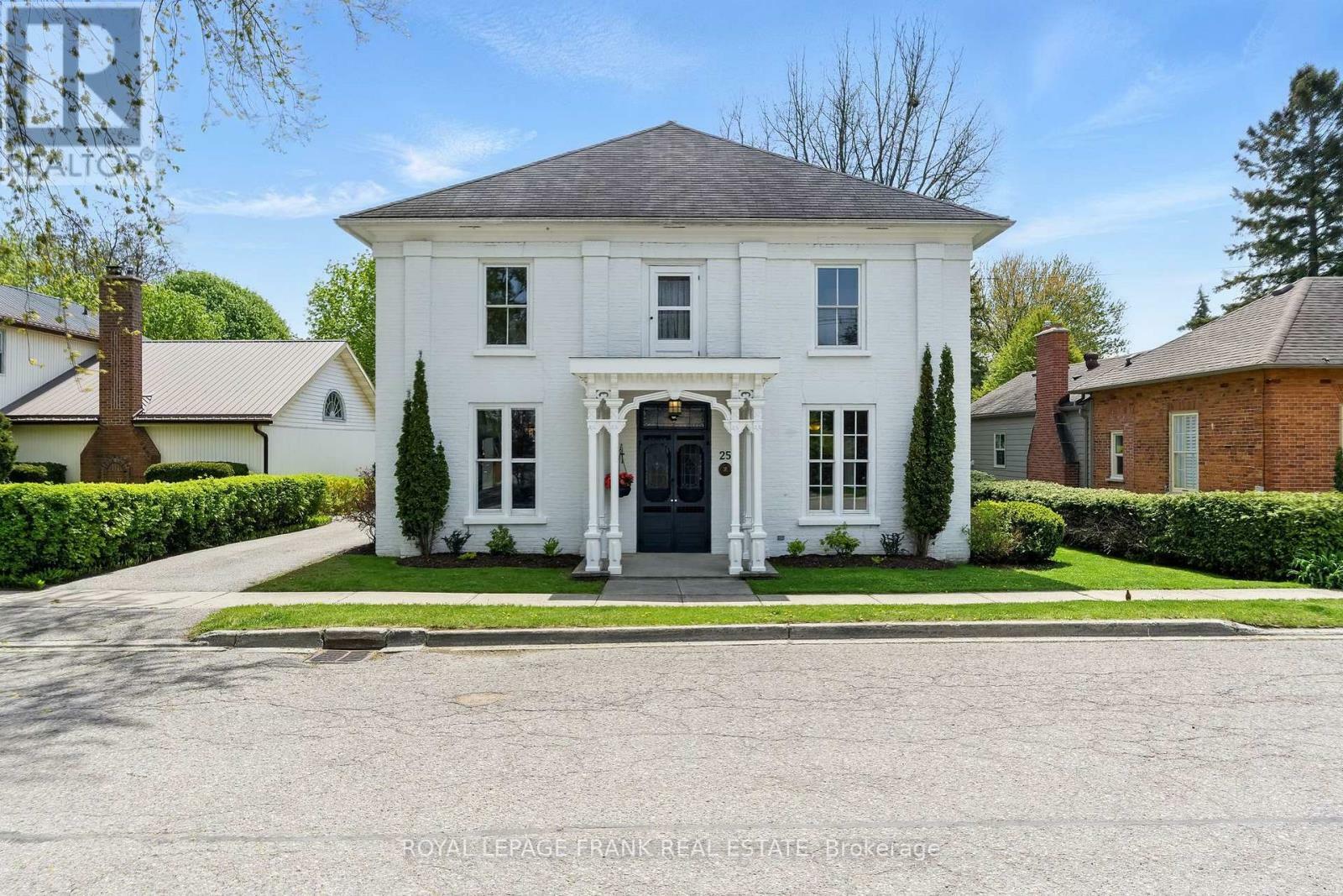 Property Photo:  25 Park Street  ON L0B 1M0 