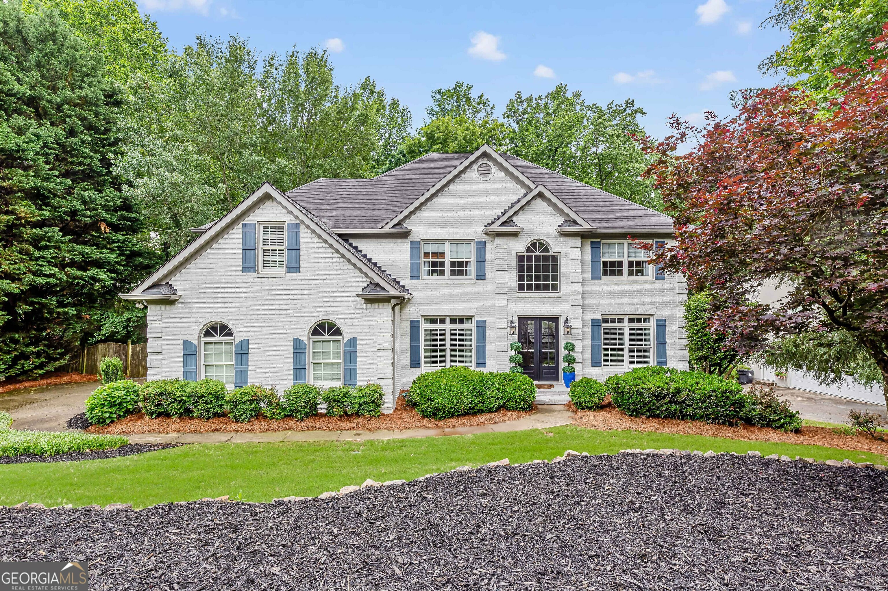 Property Photo: 220 Foxley Way GA 30075