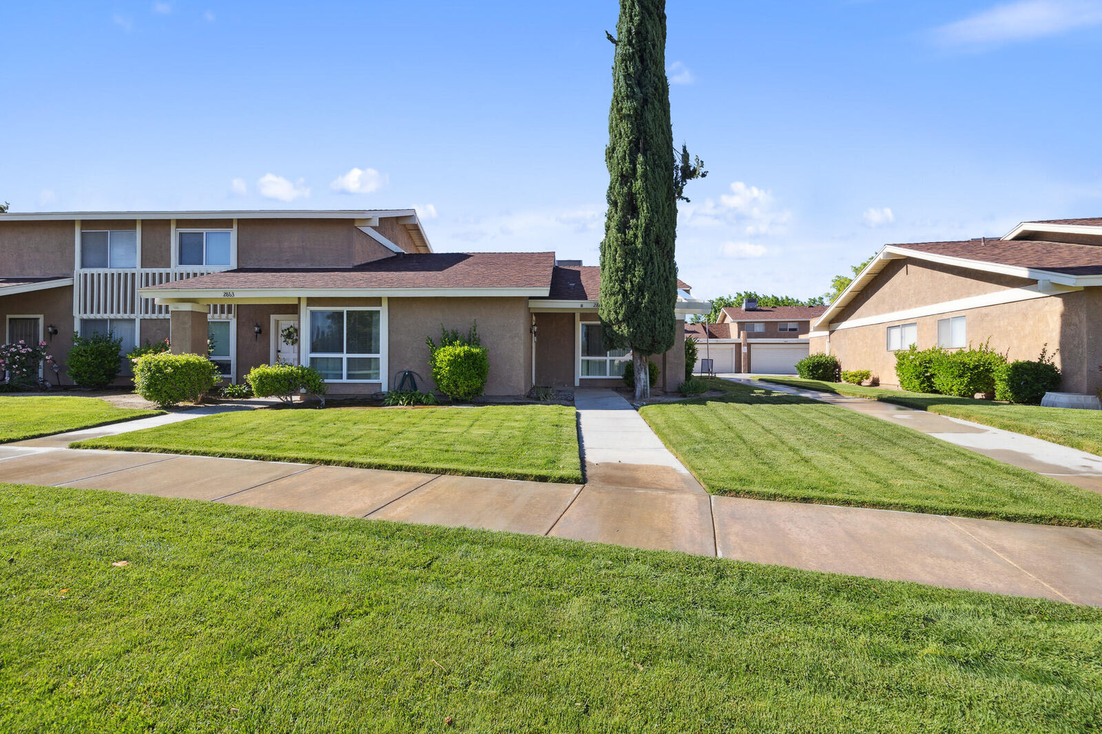 Property Photo: 2865 W Avenue J4 CA 93536
